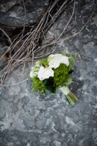 winter wedding, winter bouquet, green bouquet
