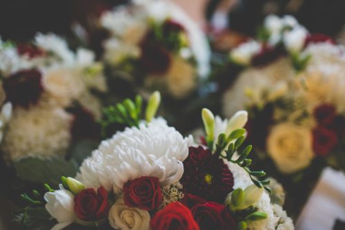 canadian wedding, red dahlia bouquet, white freesia bouquet, red and white flowers, canada day wedding